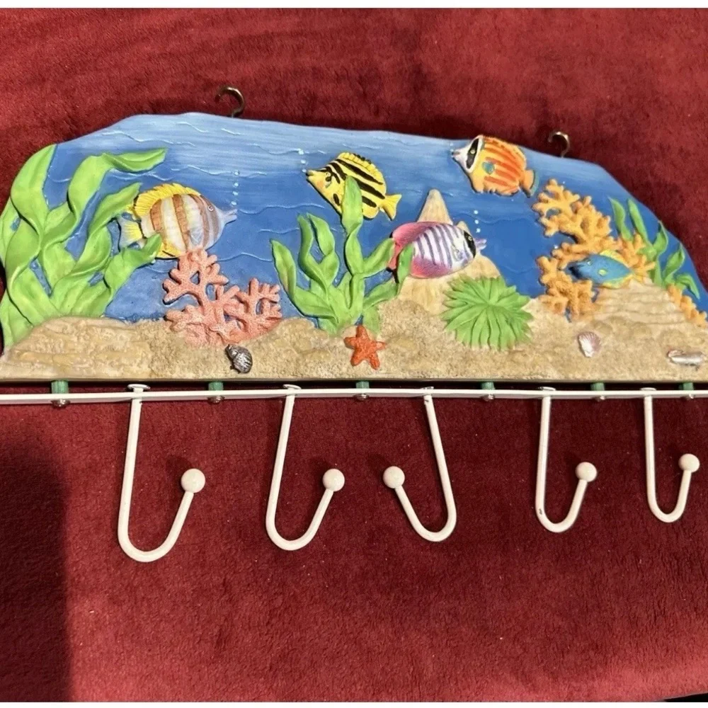 Rack Towel/Coats Wall Mount 5 Hooks. Sealife Multicolor Undersea Fish Nautica
